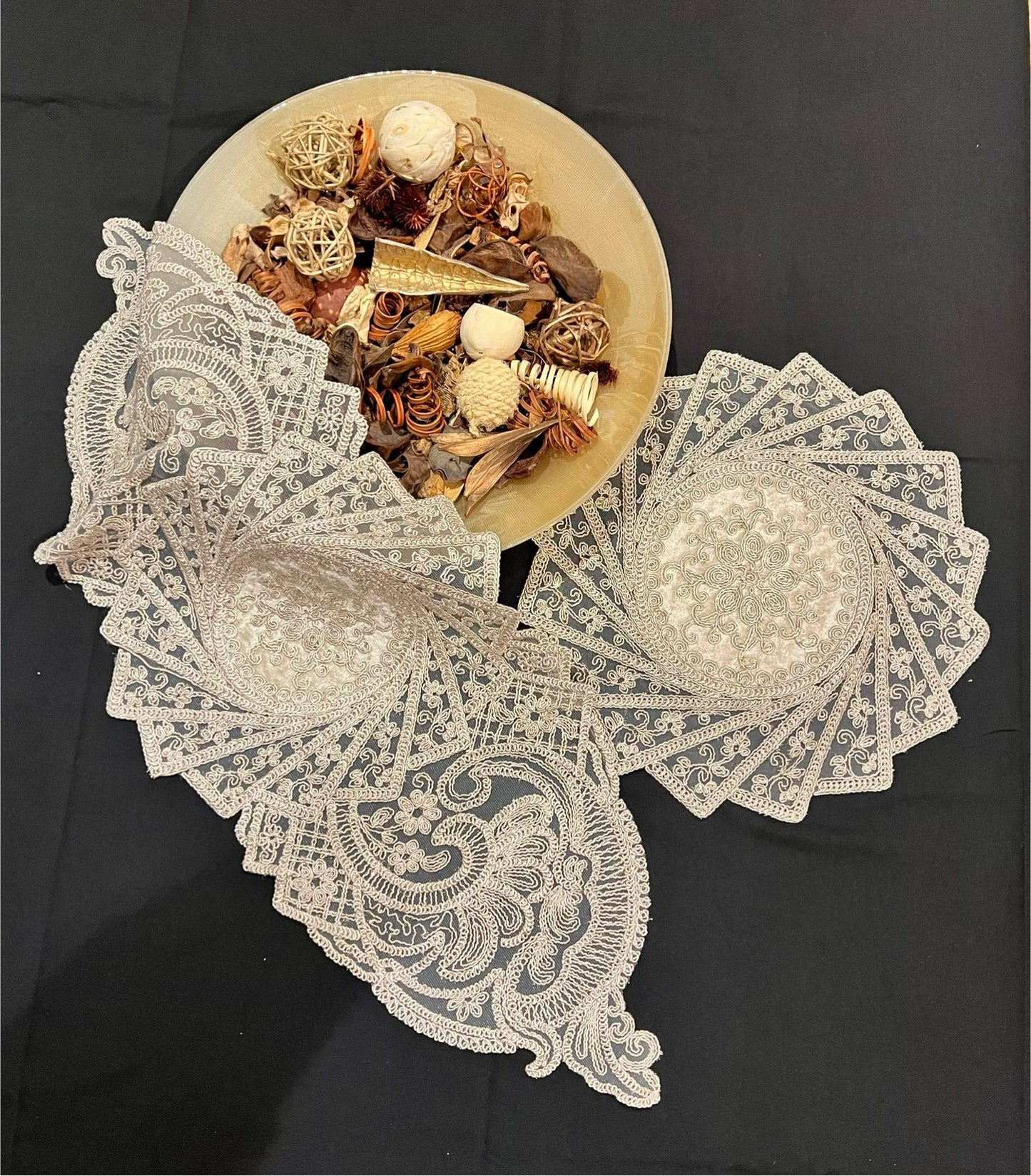 7pcs Doilies 111