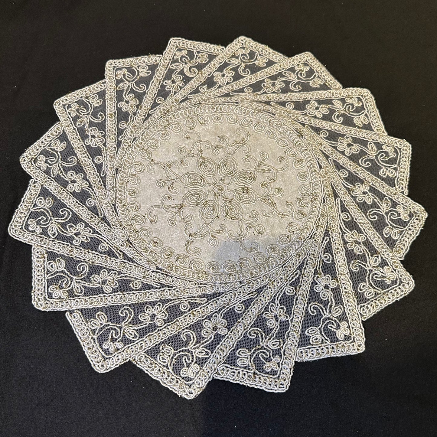 7pcs Doilies 111