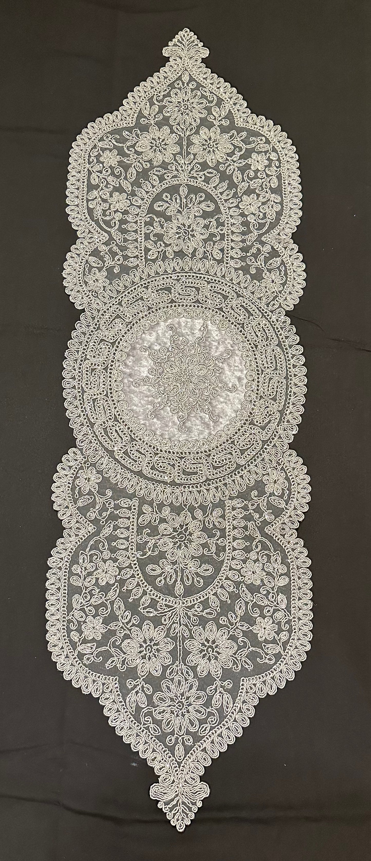 5pc Doilies 222