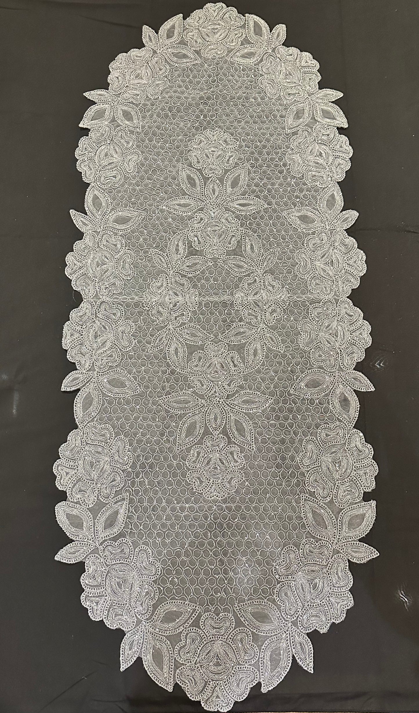 5pc Doilies 444