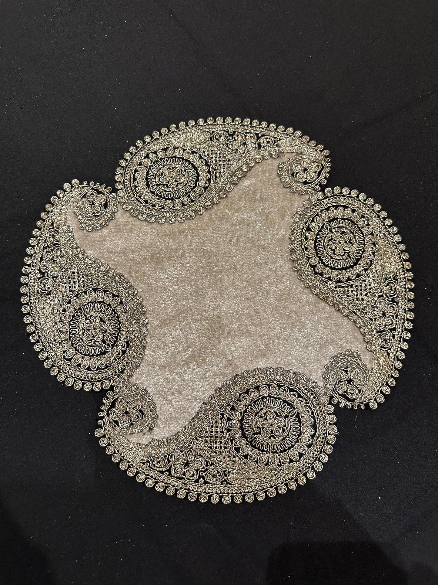 5pcs Doilies 777