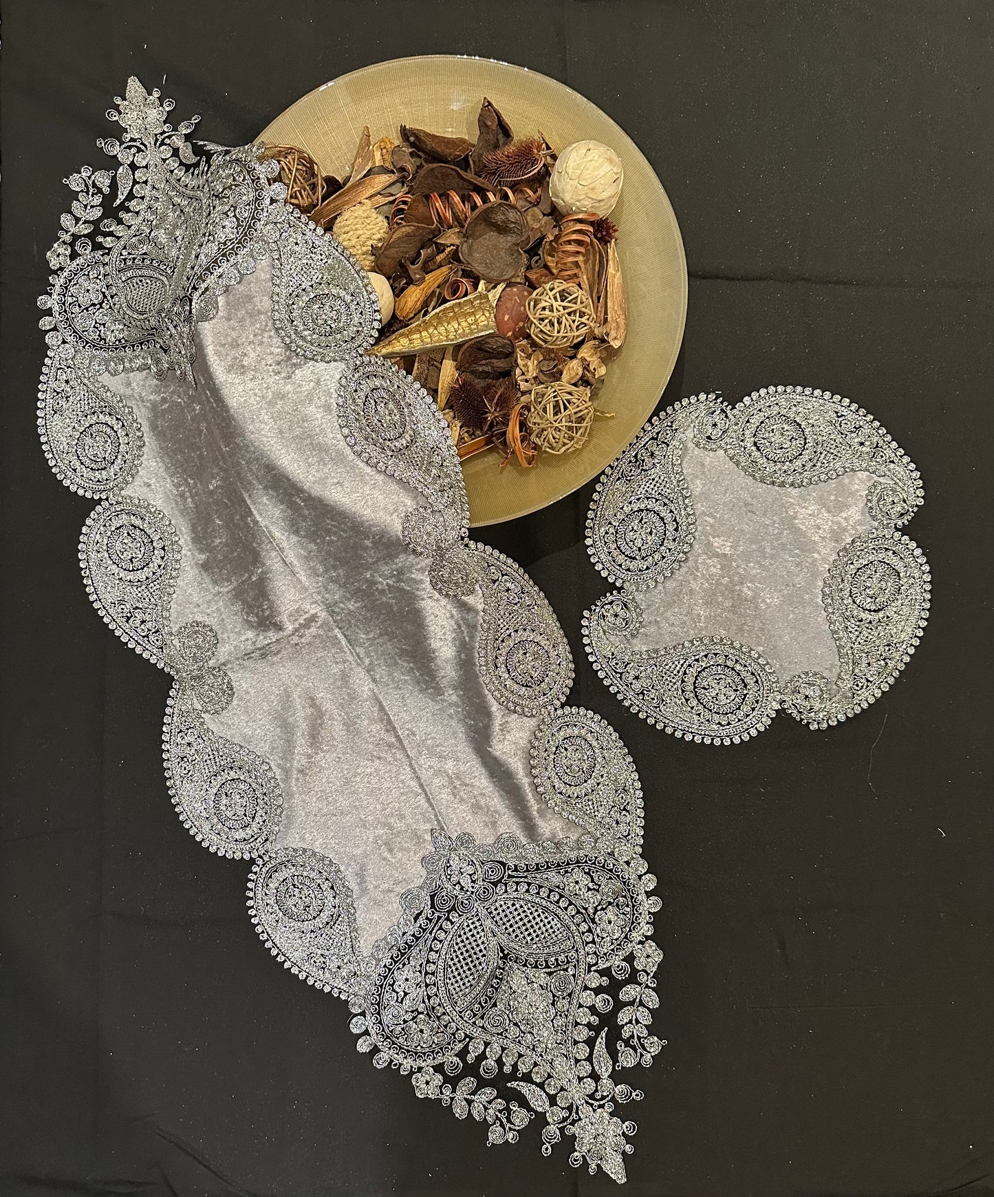 5pcs Doilies 777