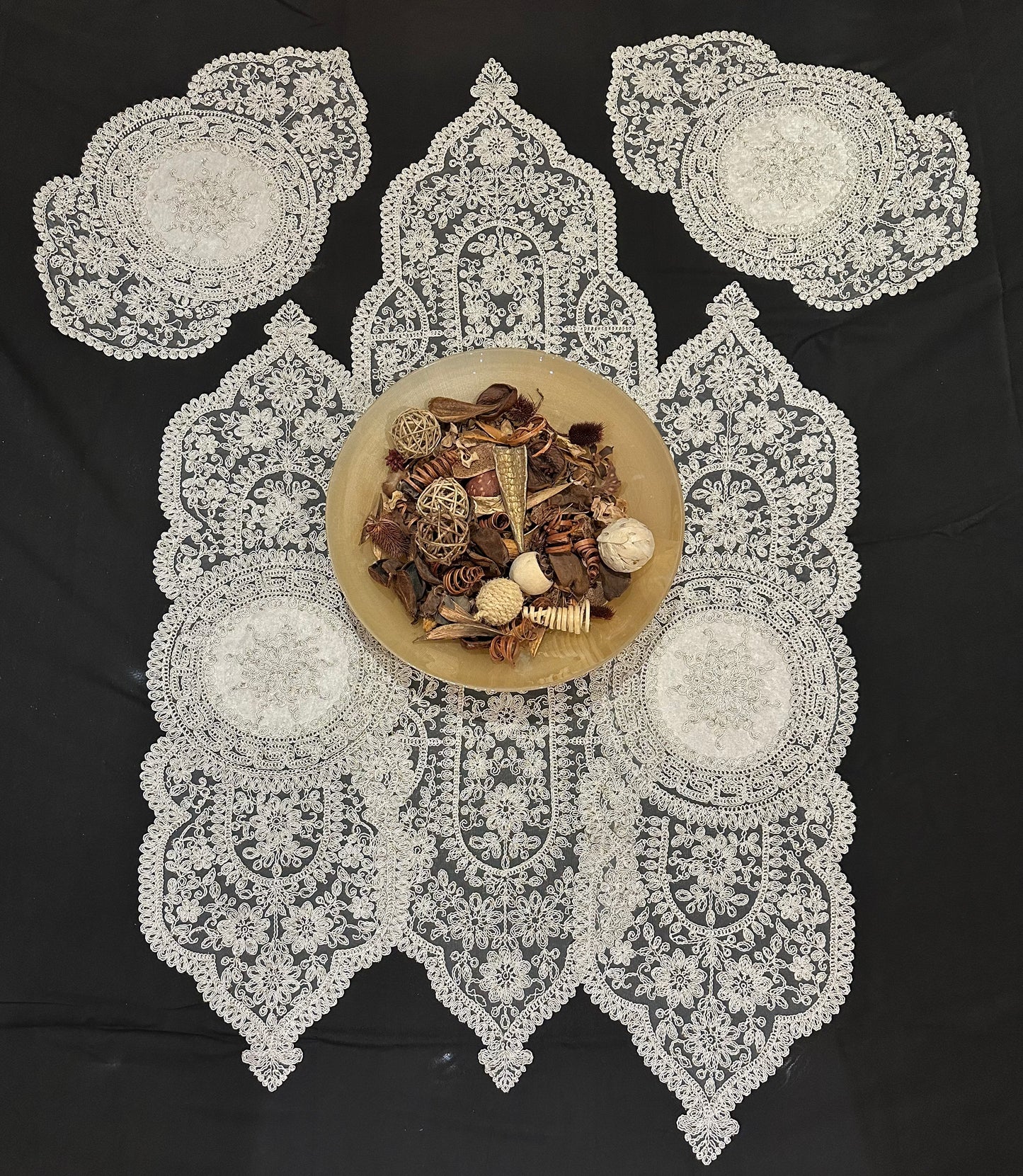 5pcs Doilies 888