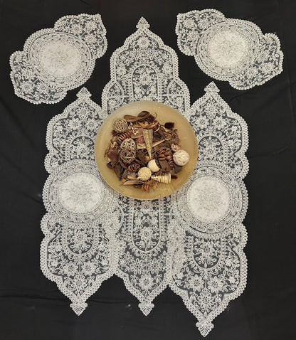 5pcs Doilies 888