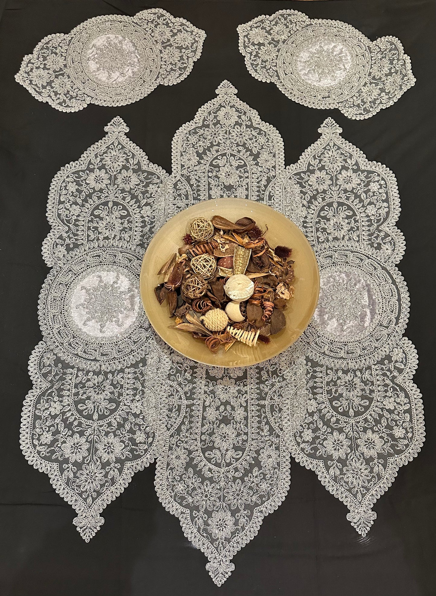 5pcs Doilies 888