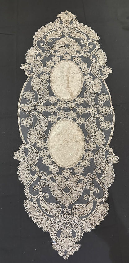 5pc Doilies 102