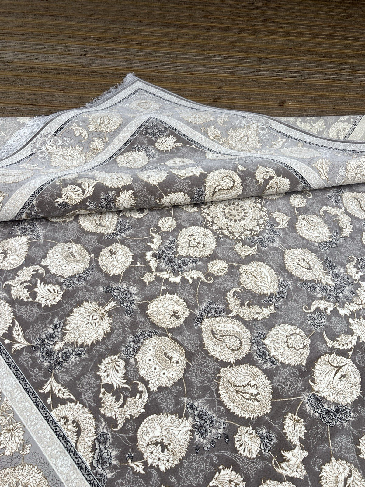 Rug oriental Superfine High Quality Rug Acrylic 1200 reeds Size 250x350cm