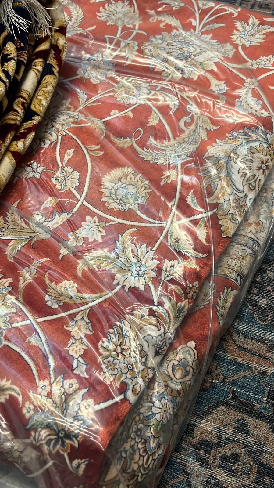 Rug Silk Machine Made Oriental rug 200x300cm